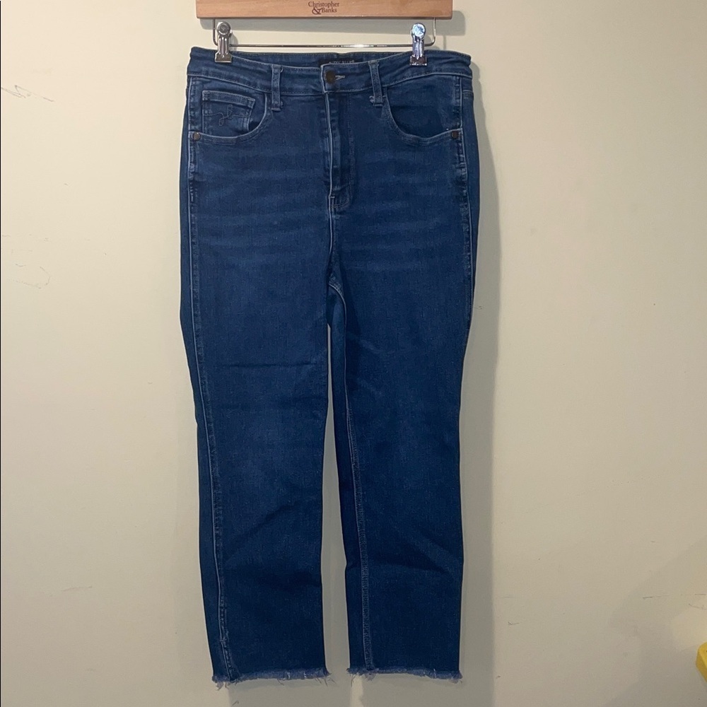 Womens Judy Blue Cropped Straight Leg Raw Hem Jeans